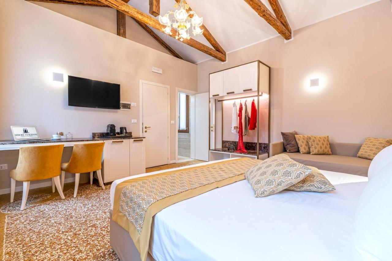 Residenza La Duchessa Deluxe Rooms เวนิส ภายนอก รูปภาพ