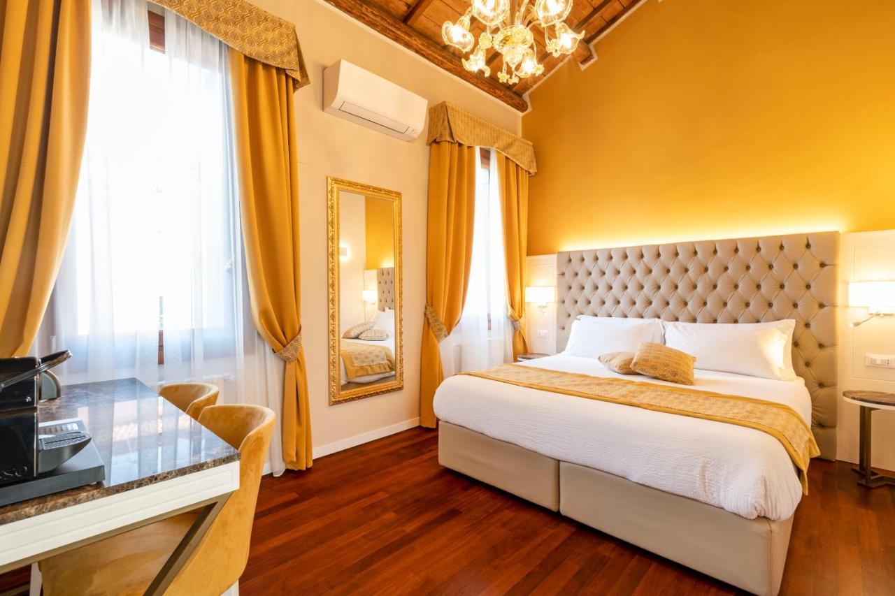 Residenza La Duchessa Deluxe Rooms เวนิส ภายนอก รูปภาพ