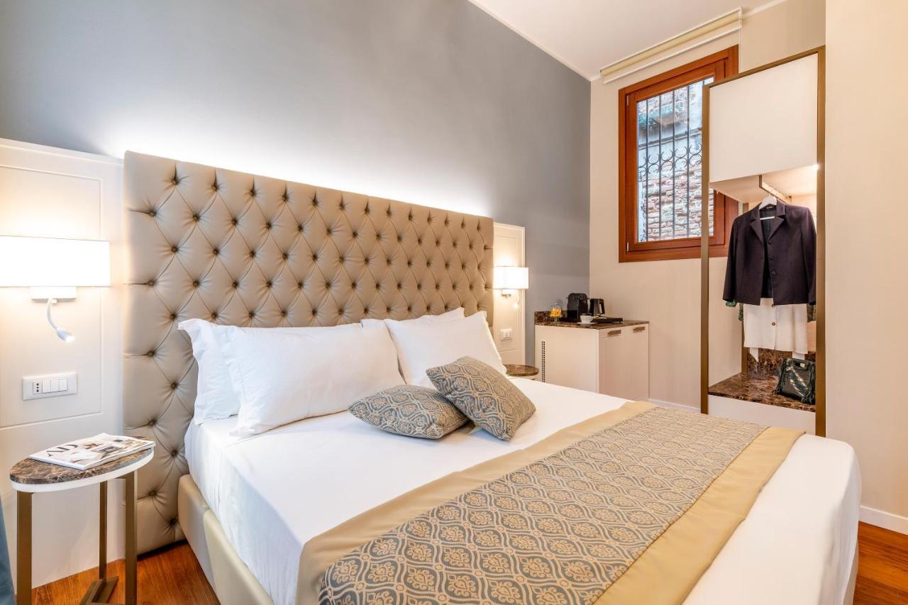 Residenza La Duchessa Deluxe Rooms เวนิส ภายนอก รูปภาพ